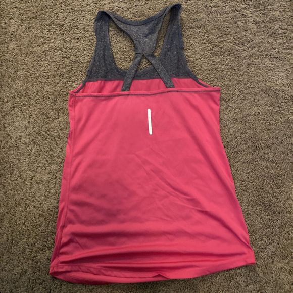 Champion Reebok Womens Workout Tops Pink Size XS Set of 3 - Picture 8 of 16